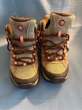 Women's Moab 3 Mid Waterproof Hiking Boot